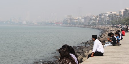 Mumbais skyline forsvinner inn i smogen