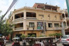 Foreign Correspondent's Club, en institusjon i Phnom Penh. Boligen til den franske guvernøren i kolonitiden.